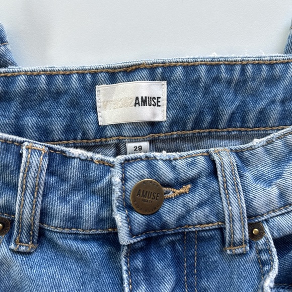 Amuse Society Distressed baggy jeans size 29 - Picture 3 of 4